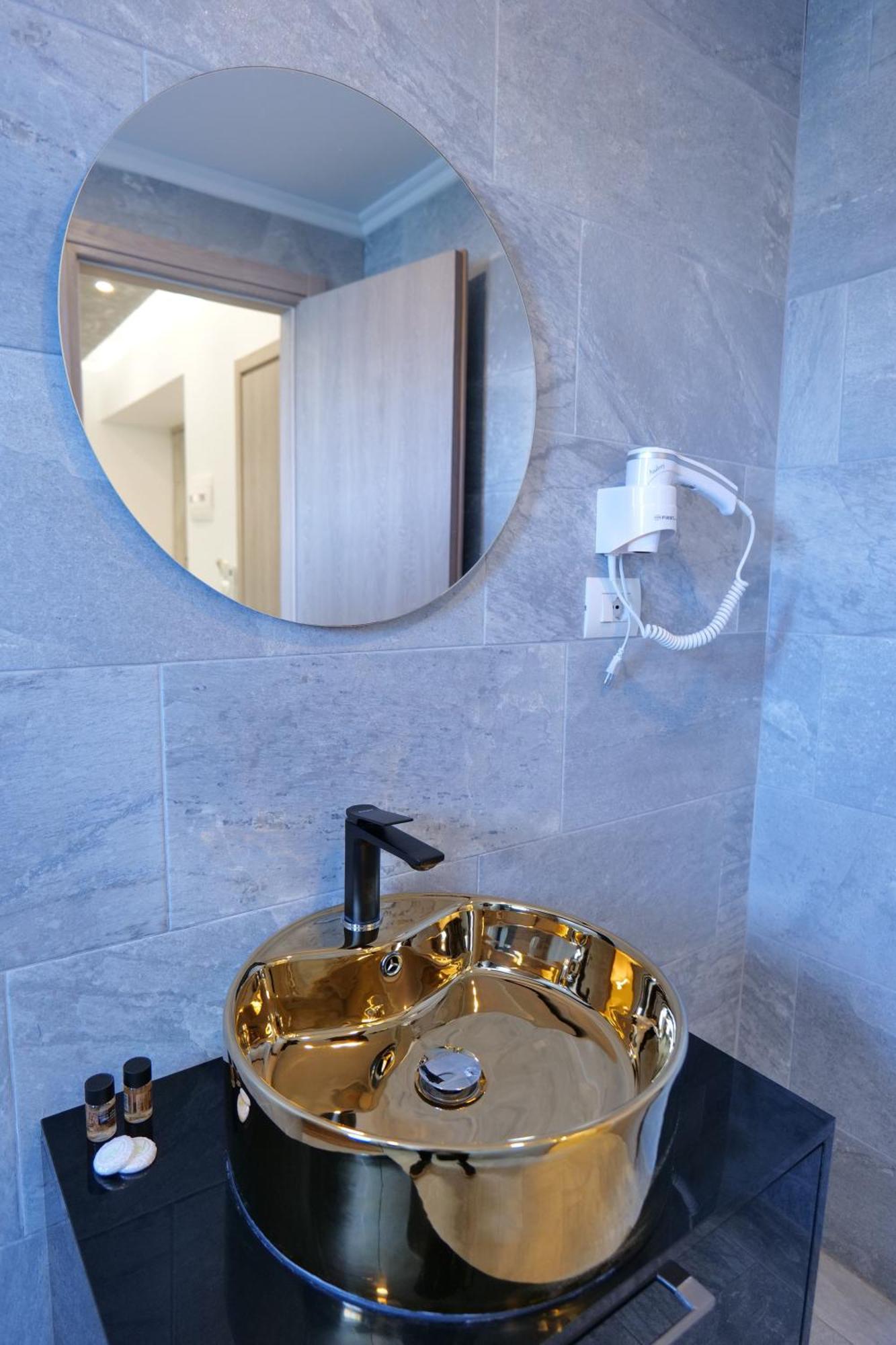 Kuburi Hotel Ksamil Kültér fotó